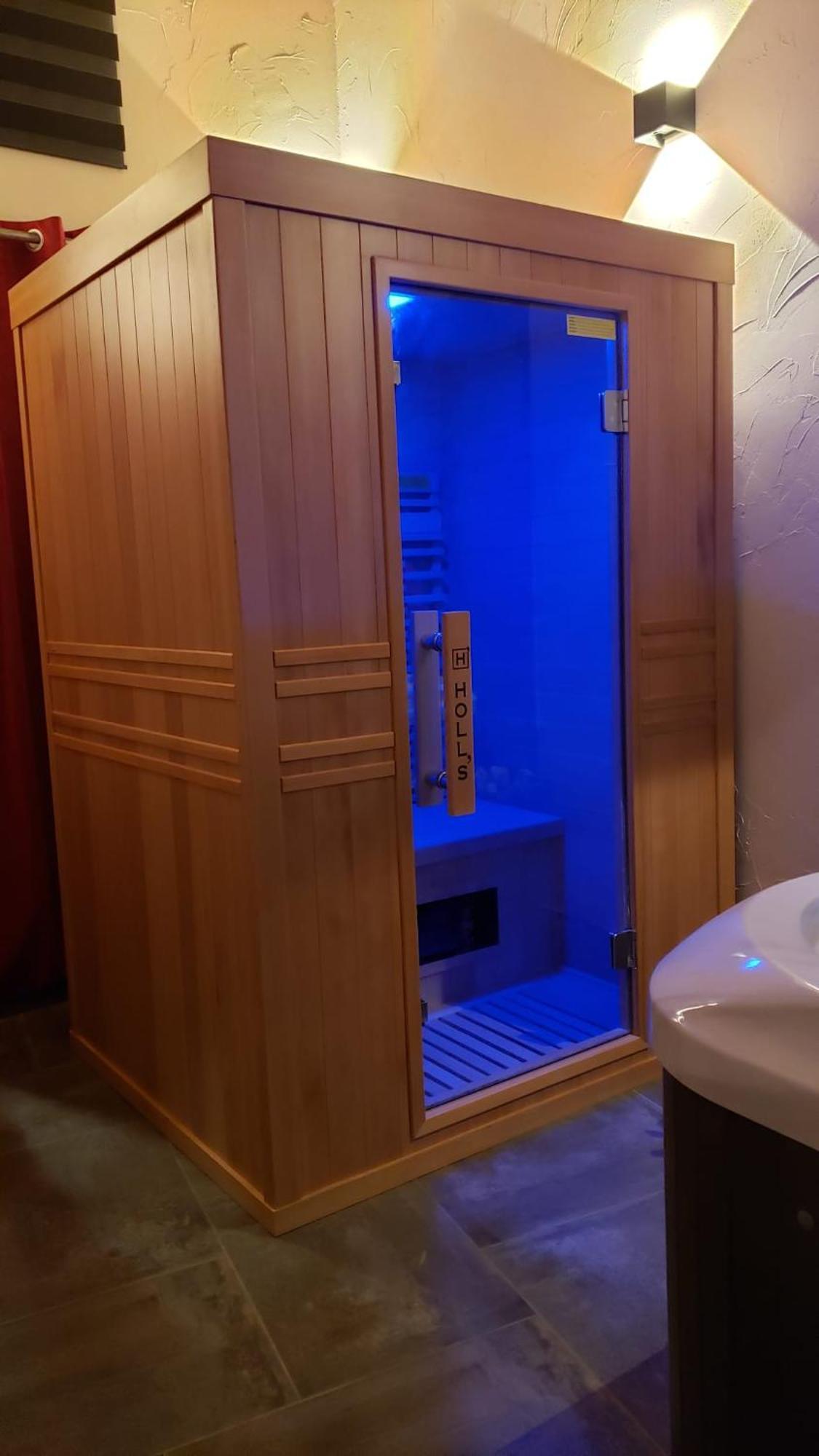 Maison D'Hote Avec Sauna Et Jacuzzi A La Campagne Les Portes du Coglais Exteriér fotografie